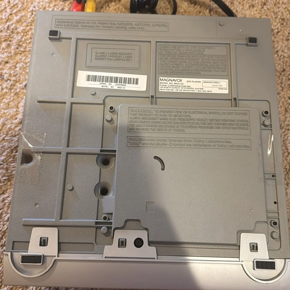 Magnavox DVD Player With Remote & Video Cables - MSD124